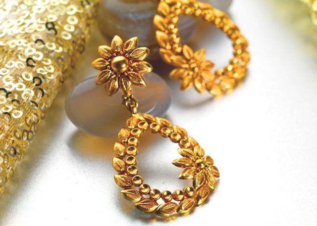 Gold Earrings – Best Things To Checkout Gold Earrings Best Things To Checkout