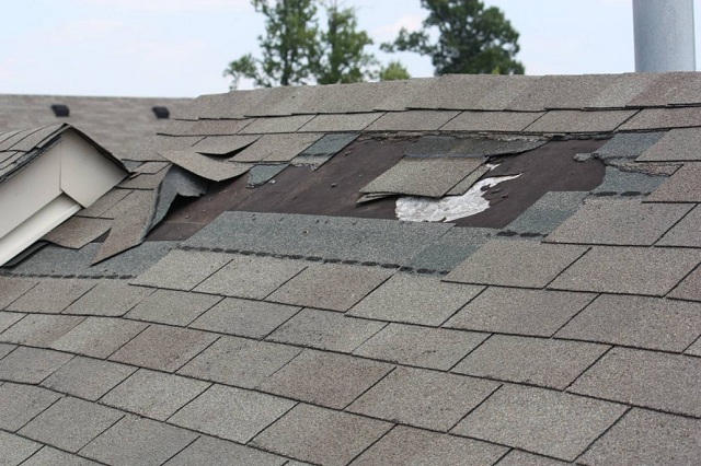 Roof Replacement vs. Repair