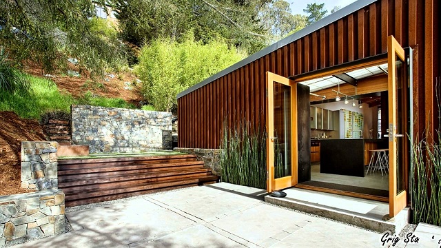 5 Cool Ideas For Metal Shipping Containers