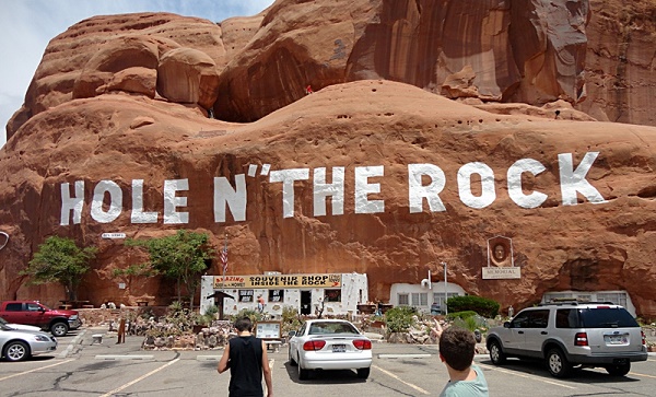 Hole n the Rock Moab