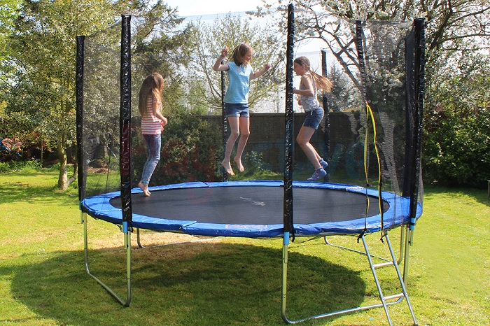 Trampoline