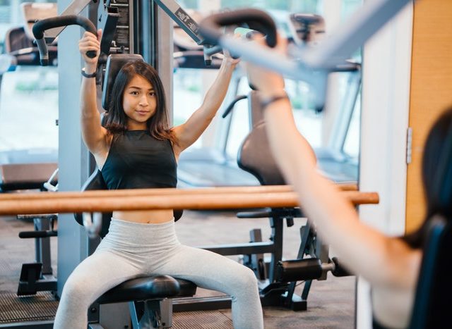 How to Order Custom Gym Mirrors and Maintain Them Gym Mirrors