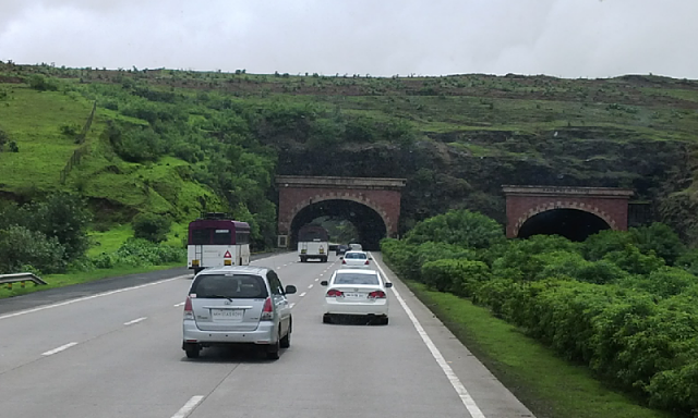 pune to Shirdi