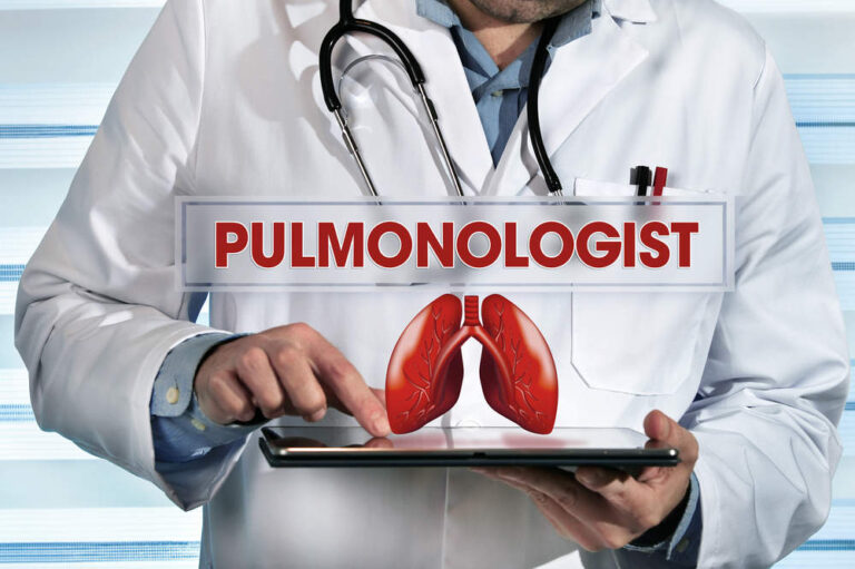 Who Is A Pulmonologist And When To See One?