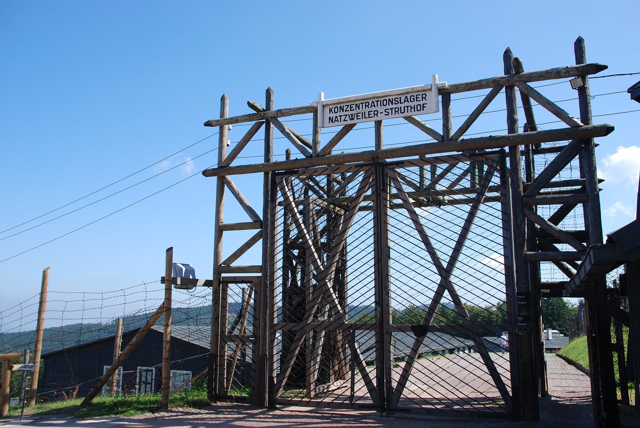 concentration-camp-g4f64240f7_1280