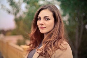 Facelift Surgery Vs. Chin Lifts
