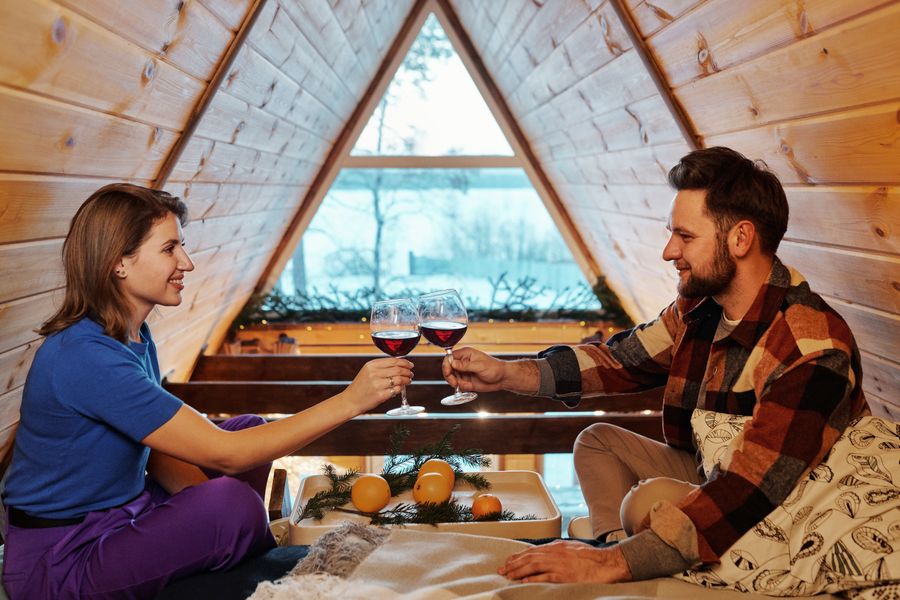What Makes Romantic Cabins in Tennessee the Perfect Honeymoon Destination? Travel - Tours