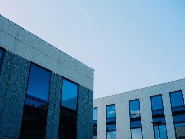 The Rise of Flat-Fee Real Estate Platforms and What It Means for Home Sellers in 2026 The Rise of Flat-Fee Real Estate Platforms and What It Means for Home Sellers